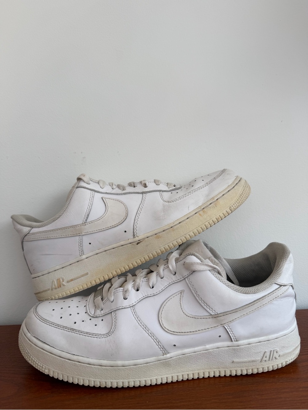 Nike Air Force 1 Men Sz 11.5 White Low Top Sneakers Running Shoes Beaters